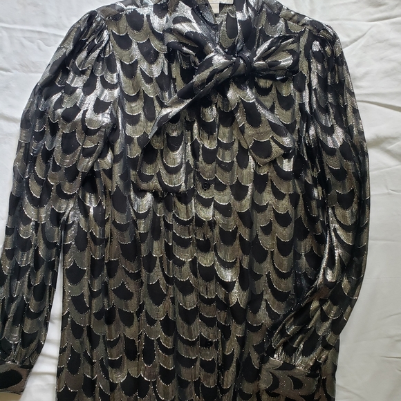 Women's Silver metallic and black blouse, Micheal - Picture 1 of 4